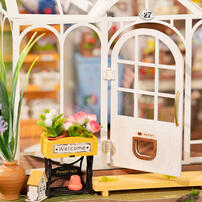 Rolife Dreamy Garden House