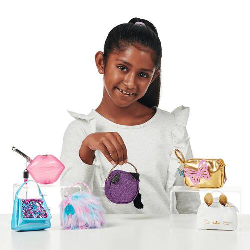Real Littles Handbags Series 3 – Yarrawonga Fun and Games. Unique