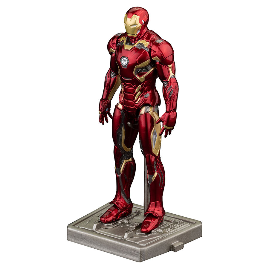 Marvel Iron Man 4-Inch Iron Man Hall Of Amor Set-Mark45