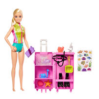 Barbie Marine Biologist Doll And Playset (Light Skin Tone)