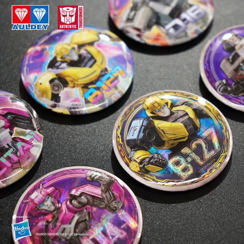 变形金刚起源马口铁徽章 - 随机发货