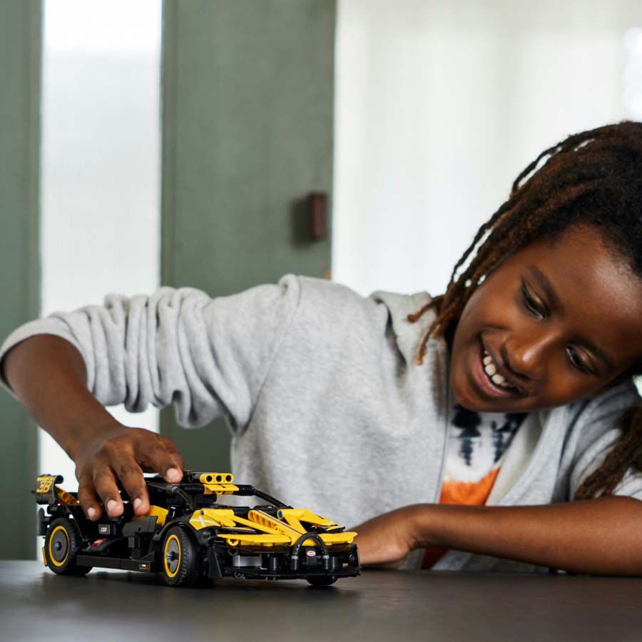 Lego technic bugatti size online
