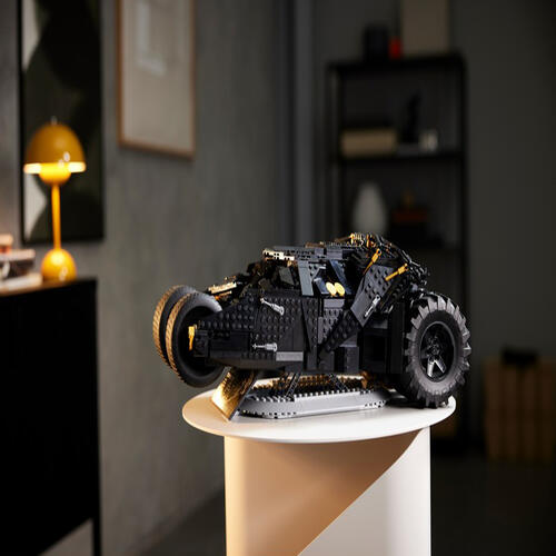 LEGO DC Super Heroes Batmobile Tumbler 76240