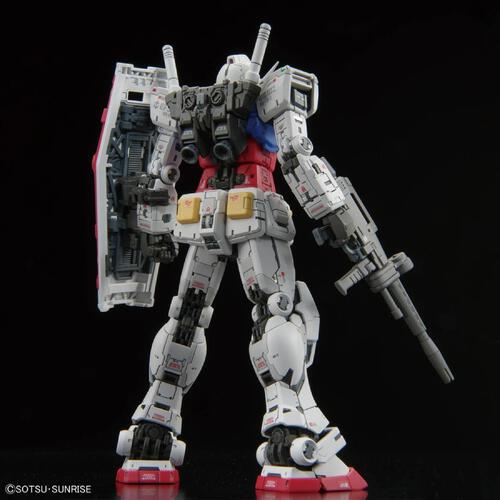 Bandai Rg 1/144 Rx-78-2 Gundam Ver.2.0
