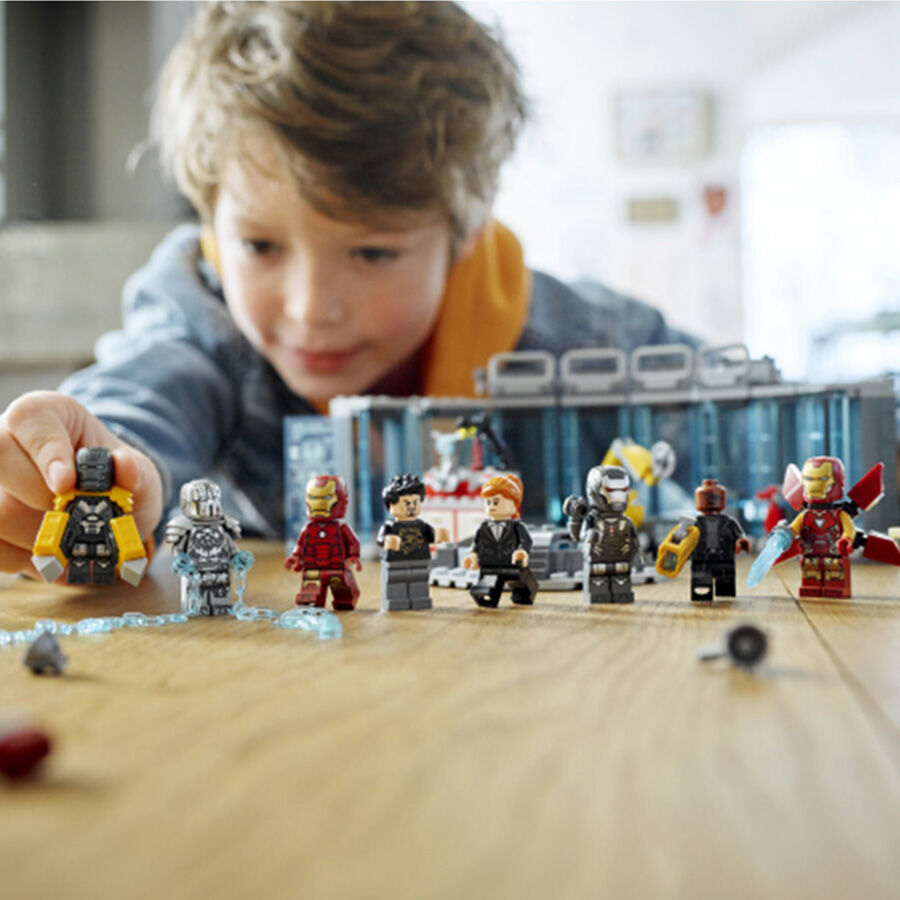 Iron man on sale armory lego
