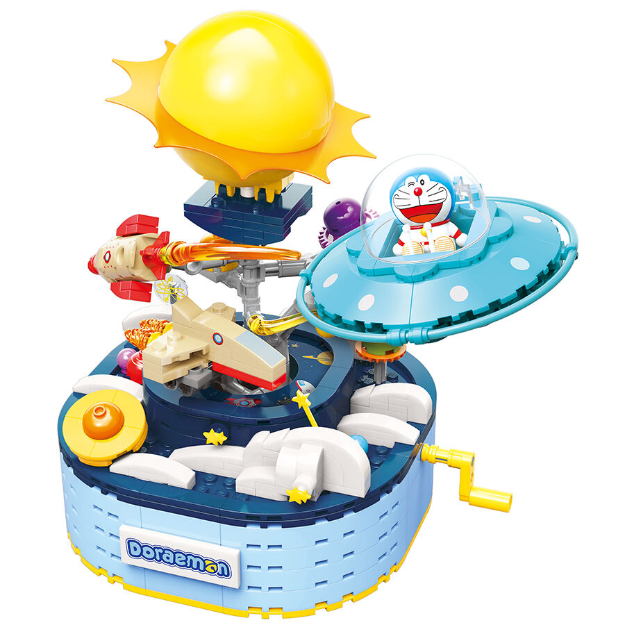 PLAY BY PLAY Doraemon Fliegender Plüsch – 25 Cm Weicher Kuschelkobold Für Fans