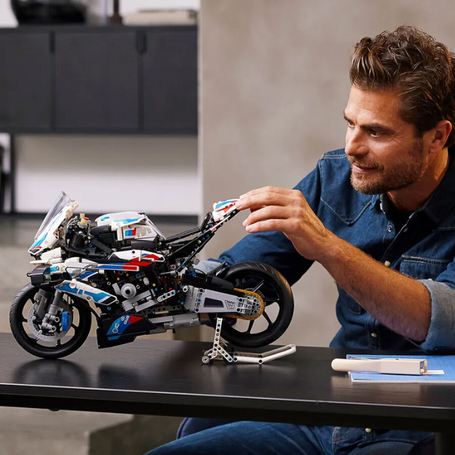 LEGO Technic Bmw M 1000 Rr 42130 Toys R Us China Official Website