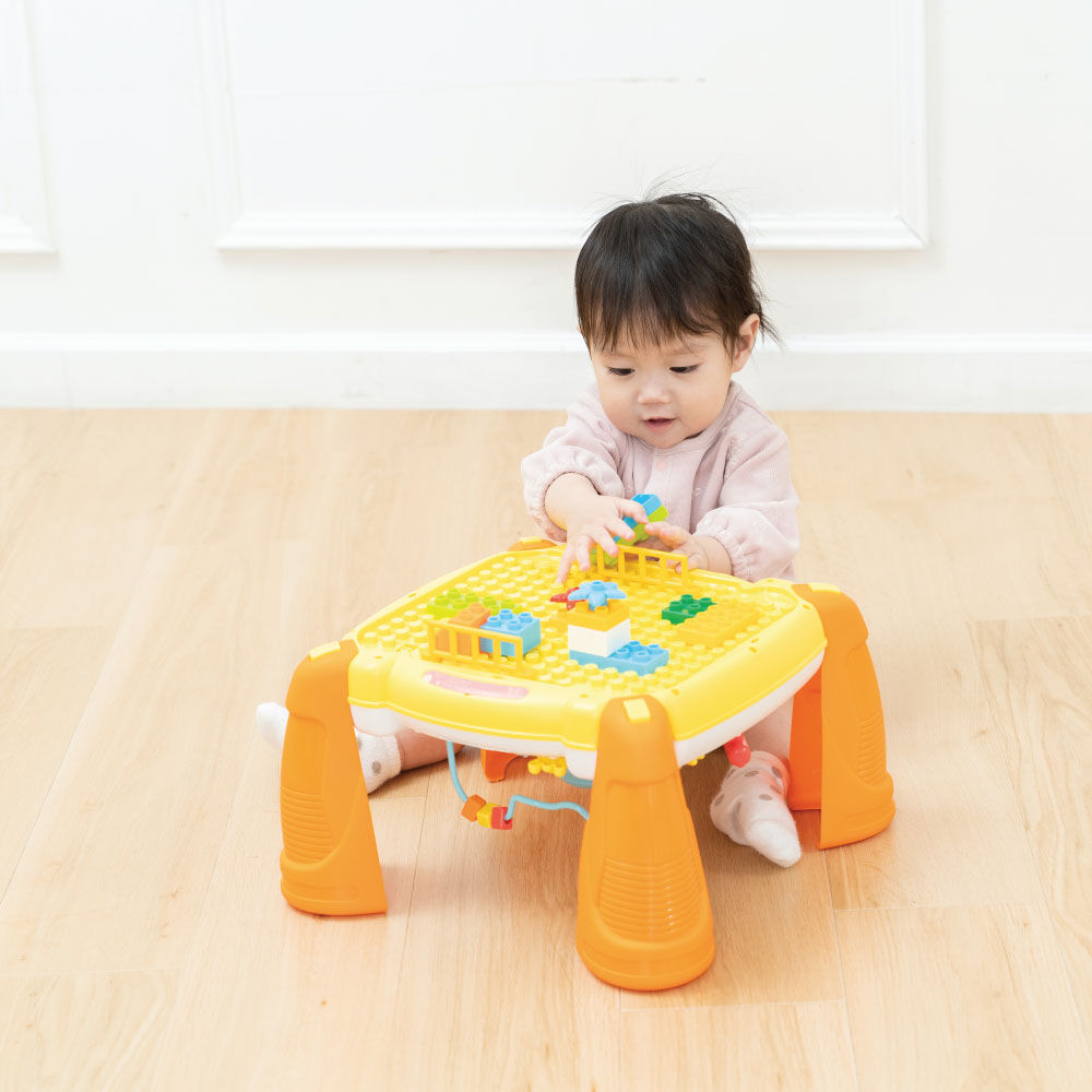 Toys r us activity table top