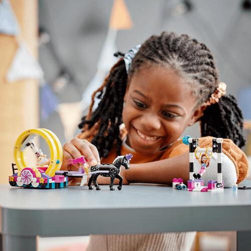 LEGO Friends Magical Acrobatics 41686